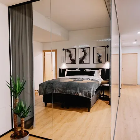 Aida Apartament Parnawa